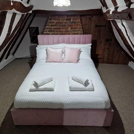 Two Bedroom Grade Ll Cottage At Az Luxury Stays Honey Horsefield With Wifi And Free Parking Hundon Exteriér fotografie